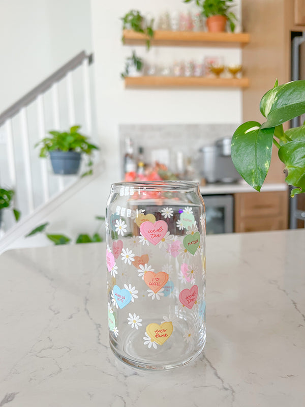 16oz Candy Heart Daisies Glass