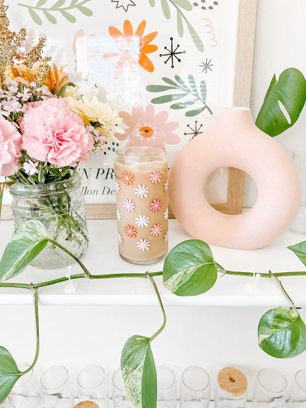 20oz Retro Daisy Glass