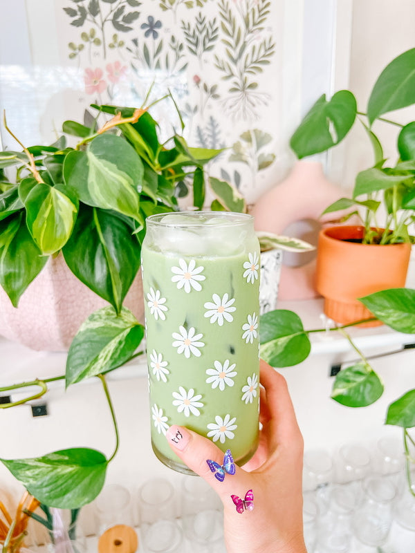 20oz White Daisy Glass